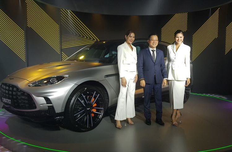 Chiếc siêu SUV mạnh nhất thế giới Aston Martin DBX707 trình làng tại Việt Nam, giá từ 21,799 tỷ đồng
