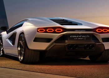 Triệu hồi Lamborghini Countach