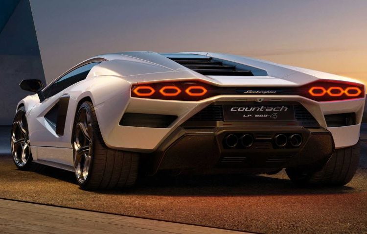 Triệu hồi Lamborghini Countach