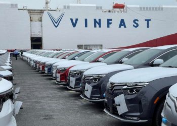 VinFast xuất 999 chiếc VF 8 đi Mỹ