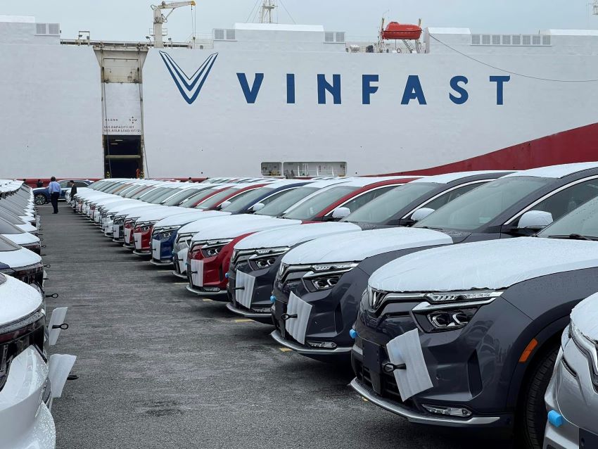 VinFast xuất 999 chiếc VF 8 đi Mỹ