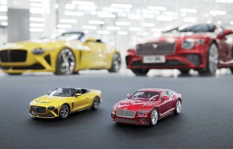 Bentley Bacalar và Continental GT Speed phiên bản mô hình, món quà cho mùa Giáng sinh