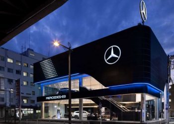 Mercedes-Benz mở đại lý chỉ bán xe điện đầu tiên tại Yokohama, Nhật Bản
