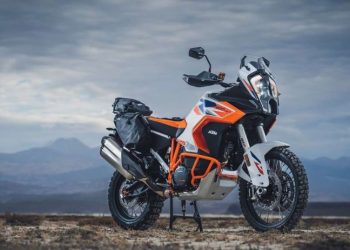 KTM 1290 Super Adventure R 2023 cập nhật tính năng điều hướng Turn-by-Turn+