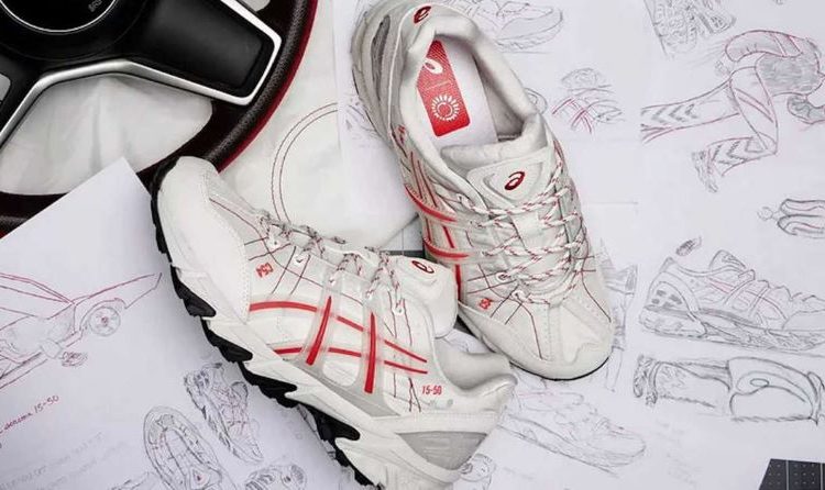 Giày thể thao Asics