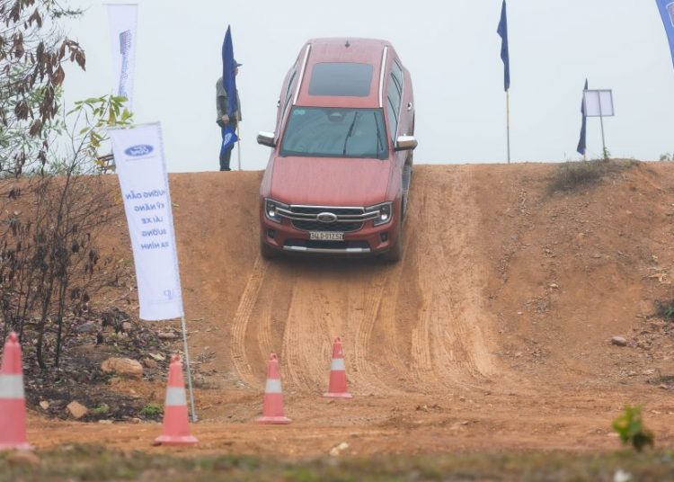 Kỹ năng lái xe Ford