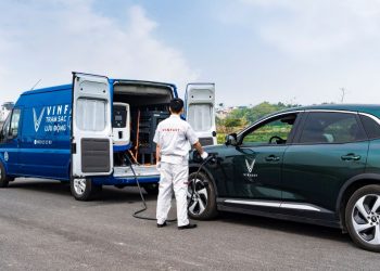 Sạc pin lưu động