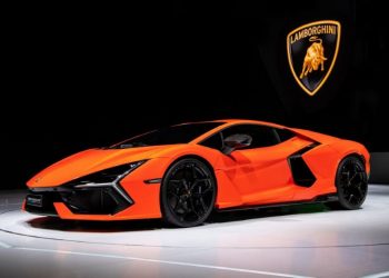 Lamborghini Revuelto “chào sân” thị trường châu Á tại Triển lãm ô tô Thượng Hải 2023