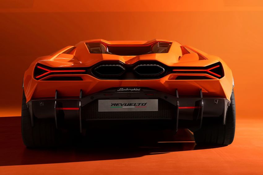 Lamborghini Revuelto 2024 
