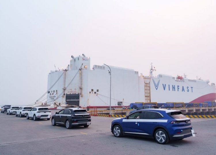 1.879 chiếc VinFast VF 8 tiếp theo được xuất đi Mỹ và Canada