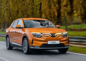 VinFast chọn Certified Collision Care làm đối tác hệ thống sửa chữa đồng sơn tại Canada