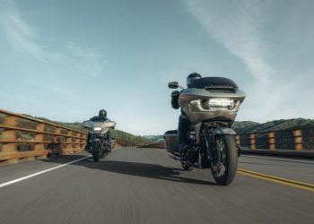 Bộ đôi Harley-Davidson CVO Street Glide và CVO Road Glide mới, động cơ Milwaukee-Eight VVT 121 V-twin