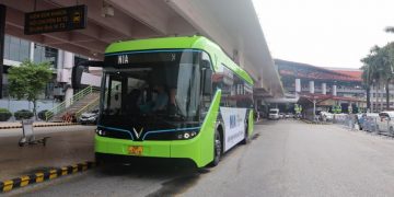 Buýt điện Nội Bài
