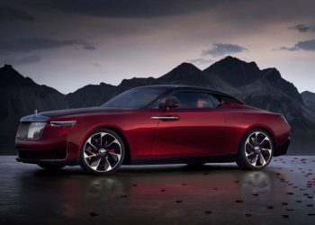 Rolls-Royce La Rose Noire Droptail