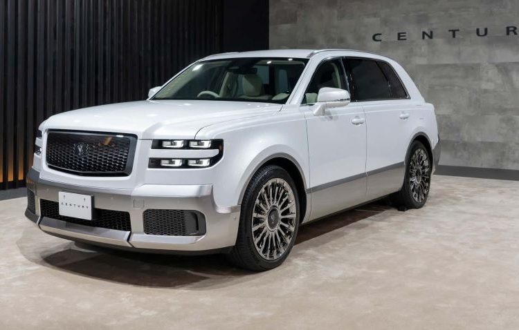 Toyota tiết lộ mẫu xe SUV hạng sang Century 2024