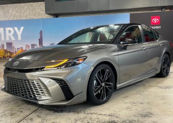 Toyota Camry 2025