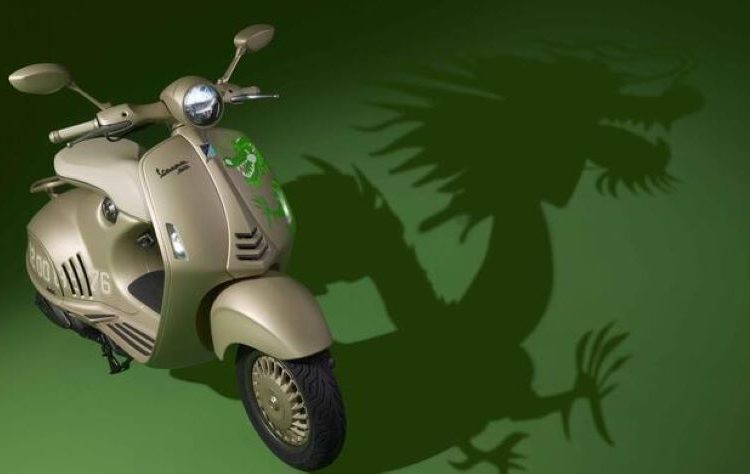 Vespa 946 Dragon