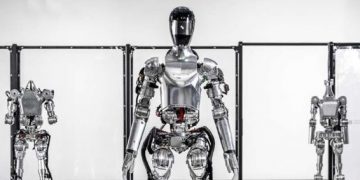 BMW sẽ sử dụng robot hình người của Figure để sản xuất ô tô