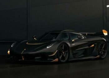 Koenigsegg Jesko Attack