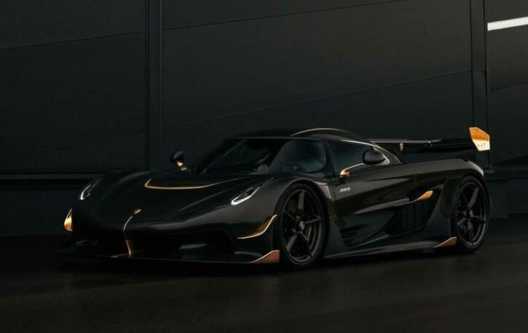 Koenigsegg Jesko Attack