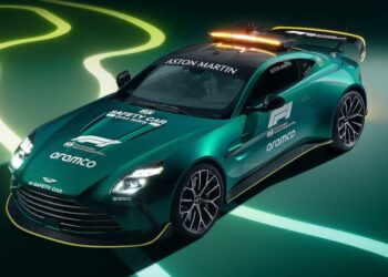 Aston Martin Vantage Safety Car F1