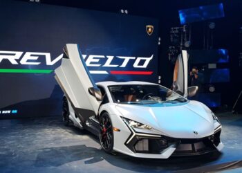 Giá xe Lamborghini Revuelto