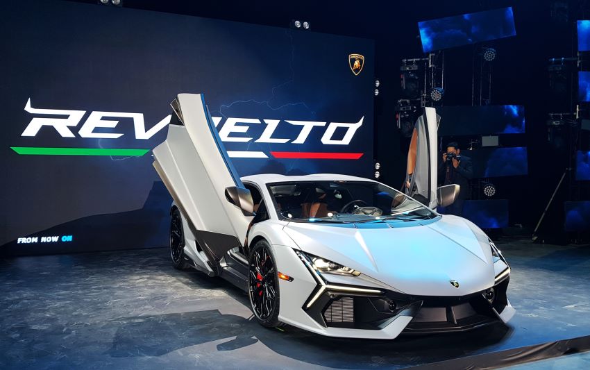 Giá xe Lamborghini Revuelto