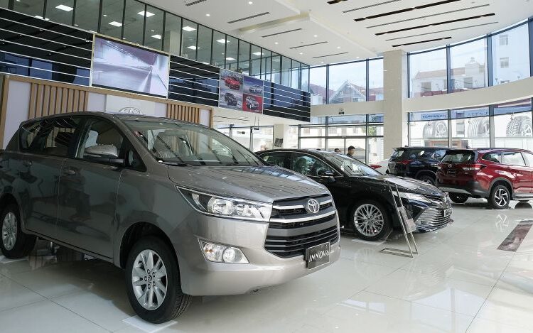 Doanh số Toyota tháng 4
