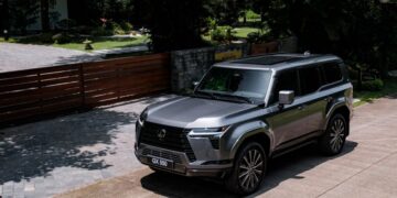 Cận cảnh Lexus GX 550 hoàn toàn mới tại Việt Nam, giá từ 6,2 tỷ đồng