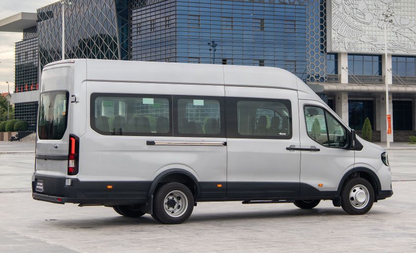 Ford Transit Premium