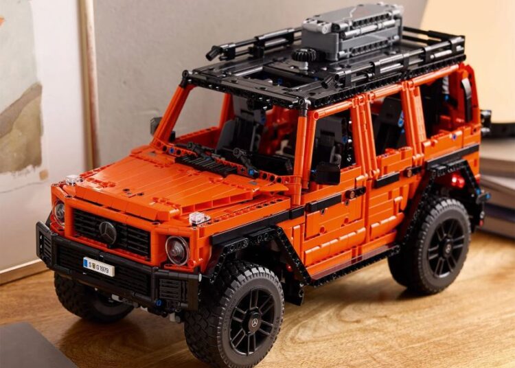 Mercedes G-Class phiên bản Lego Technic