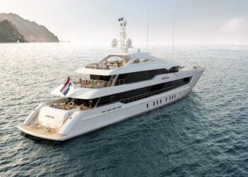 Siêu du thuyền Agnetha