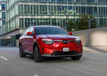 Triển lãm VinFast Canada