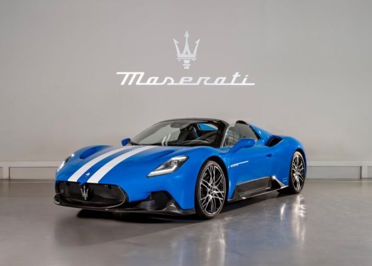 Maserati MC20