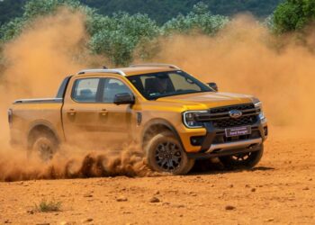 Xe Ford Ranger