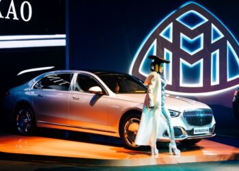 Triển lãm xe Mercedes-Benz