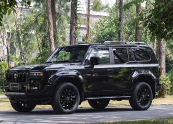 Toyota Land Cruiser Prado mới