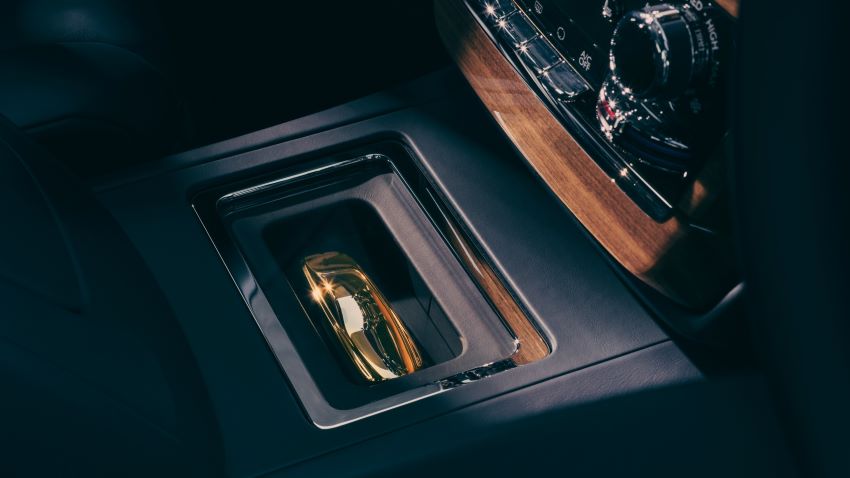 Rolls-Royce Phantom Goldfinger 