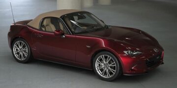 Mazda MX-5 2025 phiên bản kỷ niệm 35 năm tại Nhật Bản