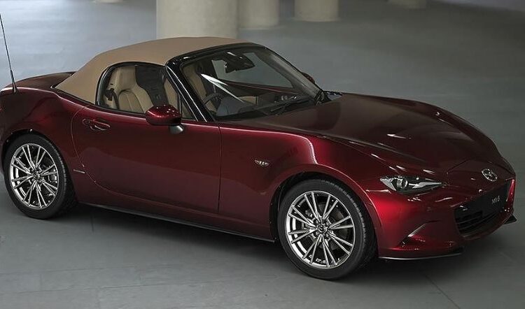 Mazda MX-5 2025 phiên bản kỷ niệm 35 năm tại Nhật Bản