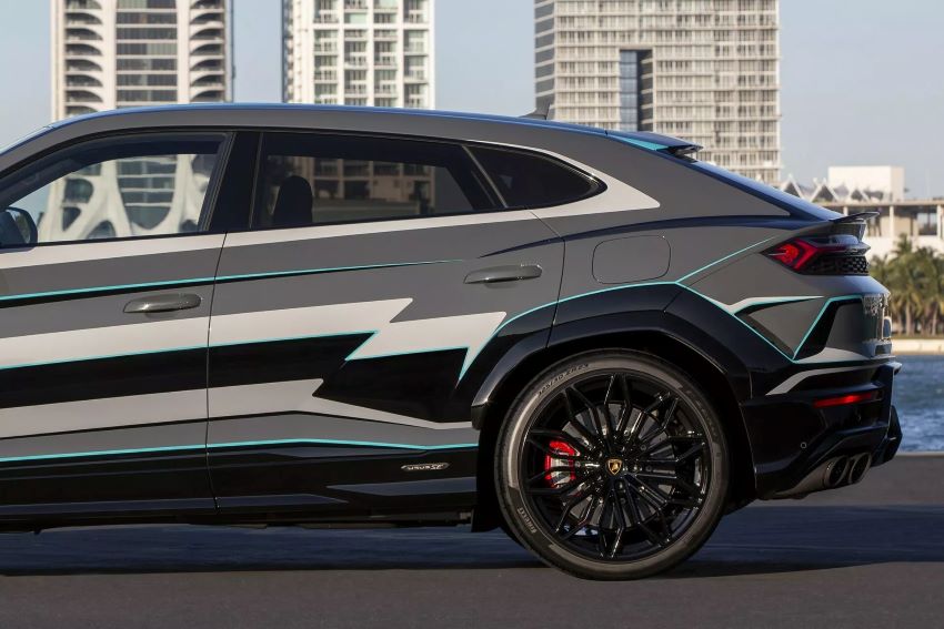 Lamborghini Urus Miami