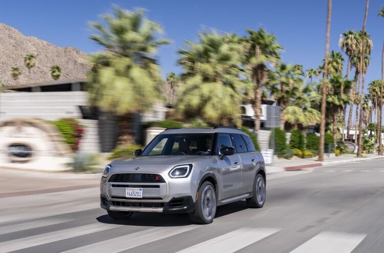 MINI Countryman thế hệ mới