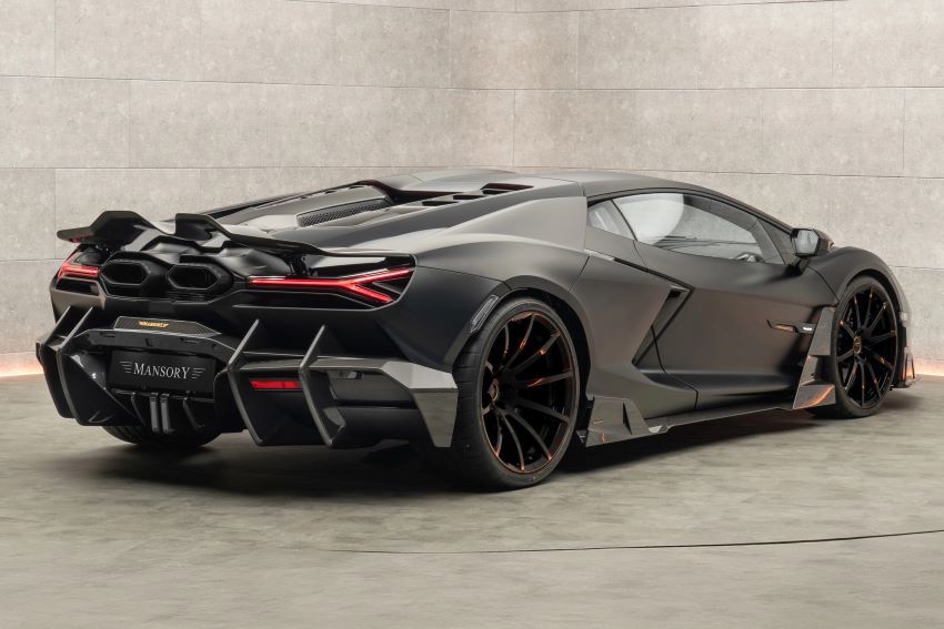 Lamborghini Revuelto Mansory