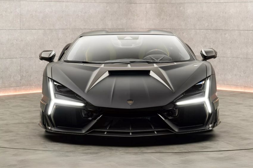 Lamborghini Revuelto Mansory