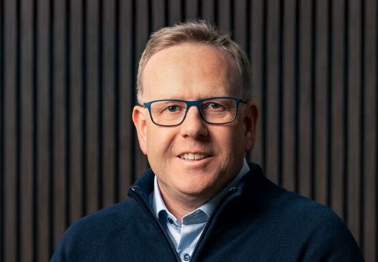 McLaren bổ nhiệm cựu lãnh đạo Jaguar Land Rover và Ford làm CEO mới