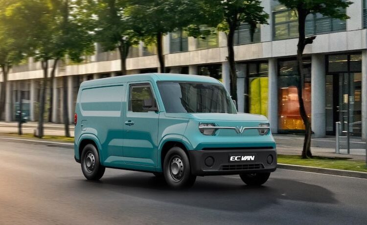 VinFast nhận cọc xe điện chở hàng EC Van, ưu đãi 10 triệu đồng