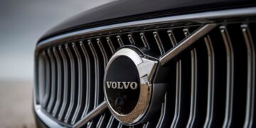 Volvo giảm việc làm