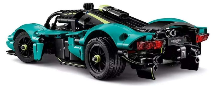 Lego Technic Aston Martin Valkyrie 