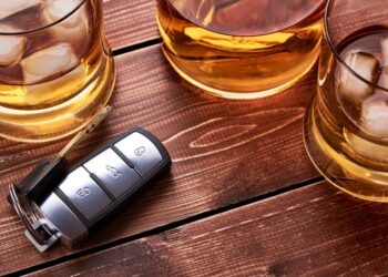 Người nhập cư trái phép tại Mỹ sẽ bị trục xuất nếu lái xe khi say?