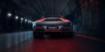 Aston Martin Vantage S 2026 trở lại: Thể thao hơn, mạnh mẽ hơn với 670 mã lực